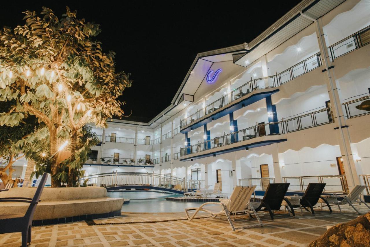 Santiago Cove Hotel And Restaurant Exteriör bild